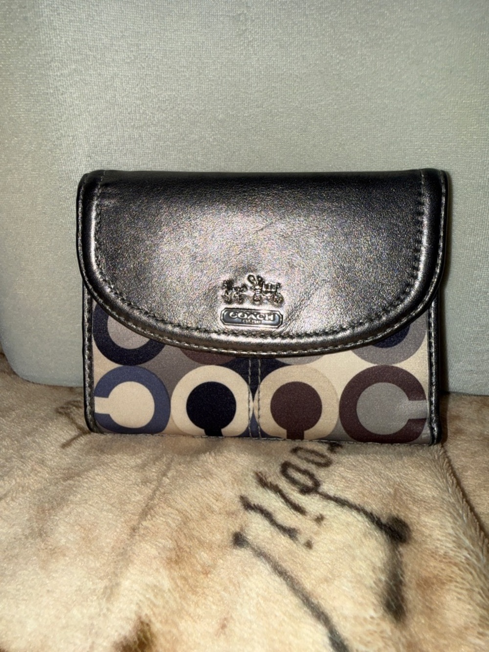 🖤Coach Madison OP Tri-Fold Wallet in Gray/ Purple 🖤